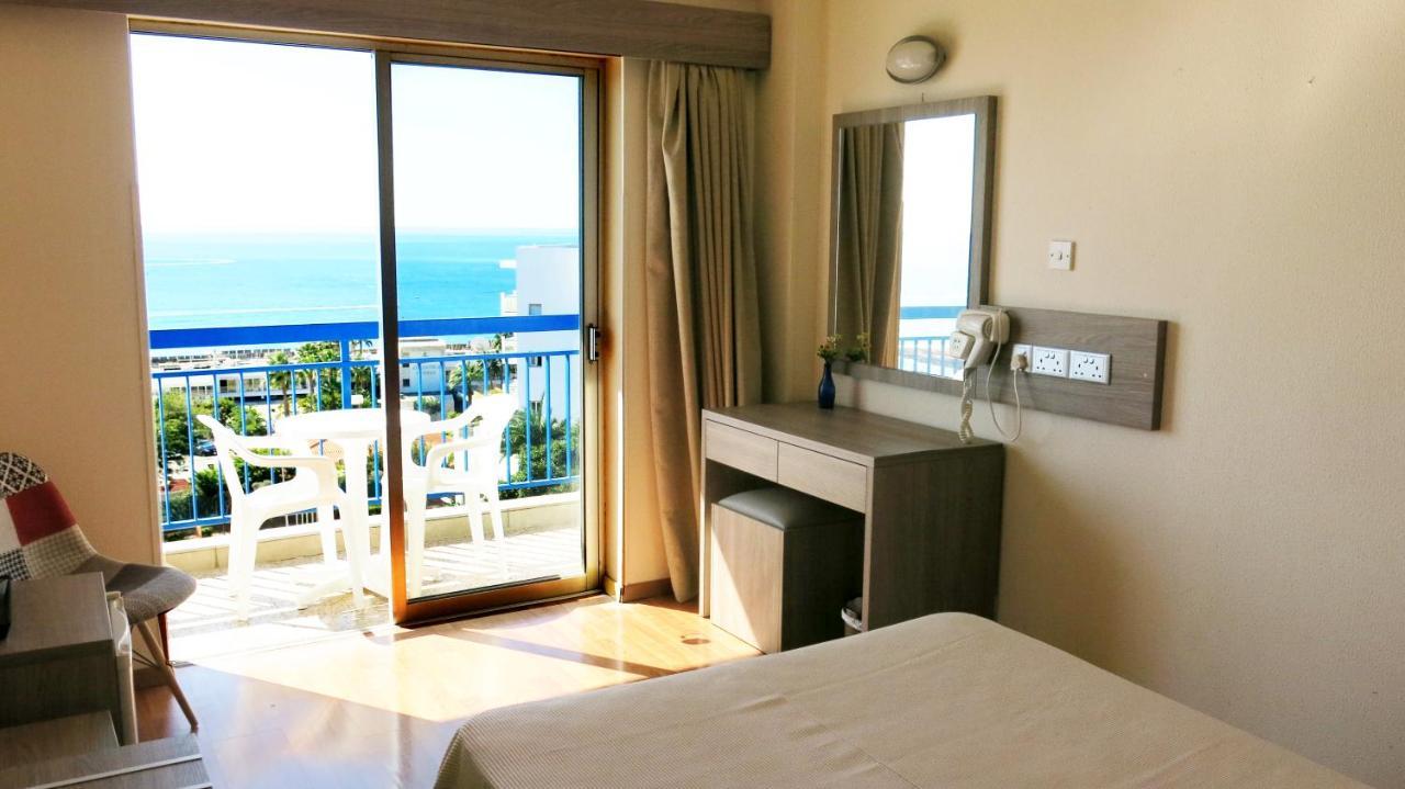Marina Hotel Ayia Napa Ngoại thất bức ảnh