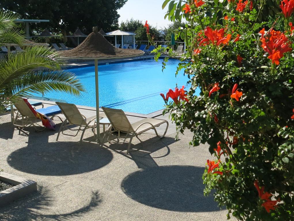 Marina Hotel Ayia Napa Ngoại thất bức ảnh