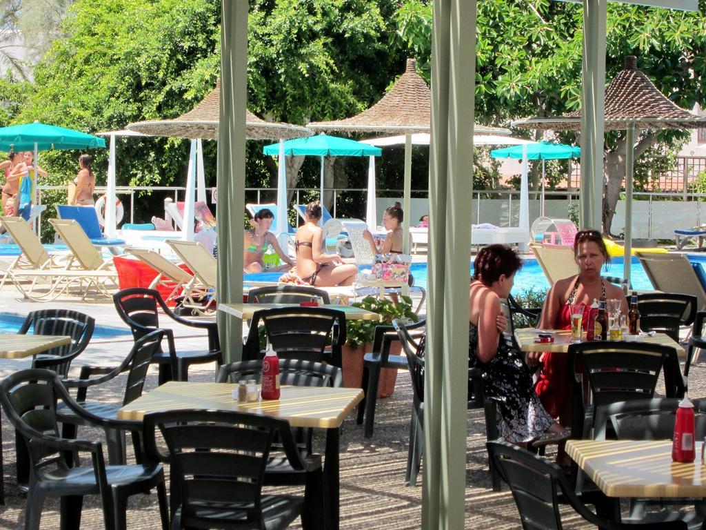 Marina Hotel Ayia Napa Ngoại thất bức ảnh
